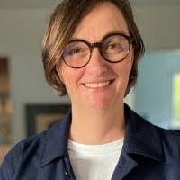 Janet Renz's Instagram, Twitter & Facebook