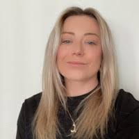 400+ "Lorraine &" profiles