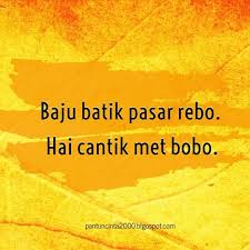 Budaya kita memang mengajarkan demikian, budaya yang mengajarkan ramah terhadap orang lain, meskipun orang yang tidak dikenal sekalipun. Pantun Selamat Malam Untuk Orang Yang Tersayang Klak Klik Bermutu