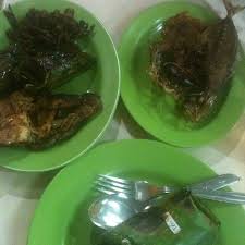 Ikan siakap 3 rasa sedap macam restoran thai. Photos At Ayam Goreng Tiga Rasa Fried Chicken Joint In Grogol Petamburan