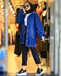 ادم Adli Kullanicinin Shimolyyy Panosundaki Pin 2020 Kot Ceket Islami Moda Moda