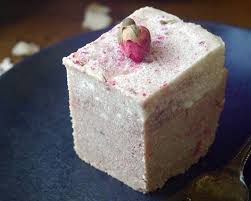 Peel and finely slice the garlic, then place in a frying pan on a medium heat with ½ a tablespoon of olive oil and all the spices. 20 Healthy Fruit Desserts That Are Easy To Make Well Good