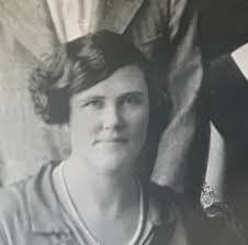 Rachel Hedrick's Instagram, Twitter & Facebook