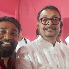 Rocking Tapas Mukherjee da and ma'am... Amazing entertainer, amazing human  being... Lead Guitarist of Kalyanji Anand ji Bappi Da, Burman Sahab and  Many more...