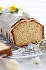 750 g weiße schokolade, gehackt 1 becher (250 ml) reine (dünne) sahne. Sahne Ruhrkuchen Mit Weisser Schokolade Emmikochteinfach