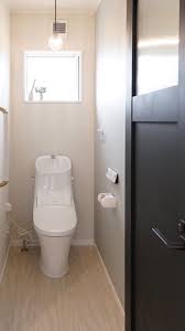 トイレ 施工事例 アクセントクロス 壁紙 ナチュラル 北欧 ヘリンボーン アイフルホーム トイレ 新築 住宅