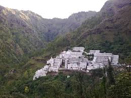Book Vaishno Devi Yatra By Helicopter Helicopter Bookings For Vaishno Devi Available Online From Perfect Vacations You Perfect Vacation Vacation Vaishno Devi