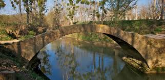 Mit 4/5 von reisenden bewertet. Le Pont Tourne