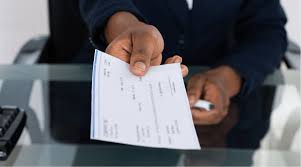 3 Ways To Pay Your Employees Hourly Salary And Commission Workful