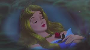 Sorti en 2014, maléfique de disney est un film mêlant prises de vues réelles et image de synthèse, centré sur l'univers du célébrissime la belle au bois dormant. Reine Rose La Belle Au Bois Dormant Wiki Once Upon A Time Fandom