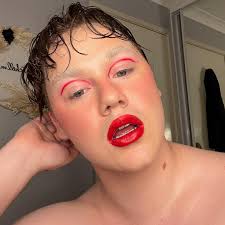 Brock Mitchell (@brockmitchellmua) • Instagram photos and videos