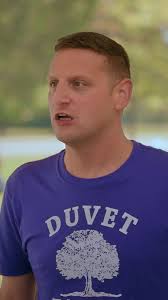 Caroline Rhea definitely didn't come to this Roast to play nice.