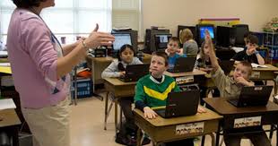 Make Chromebooks Work Smarter In The Classroom Teaching Technology School Technology Classroom Tech
