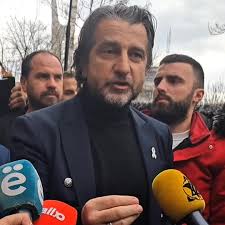 ahhahahahaha Qitii parett oo Minister 😂😂