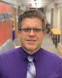 EP Online expects growth despite students going to back to school