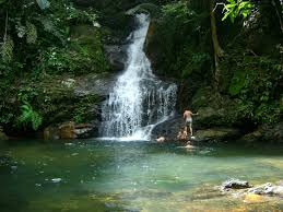 Destinasi popular ada di beberapa daerah seperti titi hayun, batu hampar, seri perigi dan puteri mandi di yan. Air Terjun Titi Kerawang Pulau Pinang Sirb Travel Tours