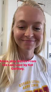 My new fave party trick 🎉 #amazonmusic #newmusic #countrysong  #countrysinger #countryartist #countrysongwriter #newcountrymusic