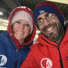 What online ASL courses or apps are recommended?