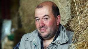 L'amour est dans le pré. Bigorre Le Bonheur Est Dans Le Pre Un Bebe Pour Didier Et Stephanie La Semaine Des Pyrenees