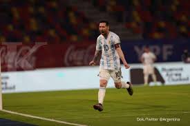 Argentina continued to attack, and bolivia had lampe to thank for not going further behind. Jadwal Copa America 2021 Argentina Vs Paraguay La Albirroja Sulitkan La Albiceleste