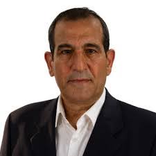 Cecil Elmore's Instagram, Twitter & Facebook