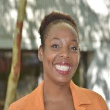 Candice Norris's Instagram, Twitter & Facebook