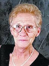 Carol Kling's Instagram, Twitter & Facebook