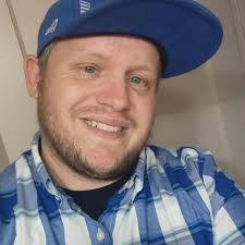 Justin Burson's Instagram, Twitter & Facebook