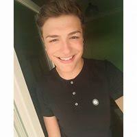 Nathan Lough (nathanielleelou)