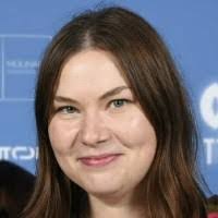 Rosie Saunders's Instagram, Twitter & Facebook