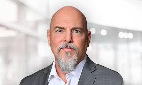 Christopher Sweet's Instagram, Twitter & Facebook