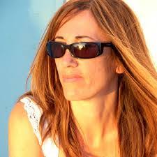 Robin Metzger's Instagram, Twitter & Facebook