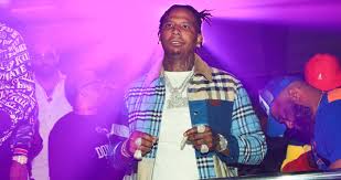 5 ft 6 in (1.7 m) profession: Moneybagg Yo Claps Back At Disgruntled Fan On Tiktok Complex