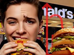 Veja quanto custava um Big Mac há 15 anos e o absurdo de hoje