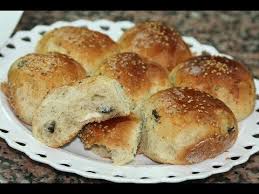 Petits Pains Aux Olives Noires Youtube Food Cuisine Bread