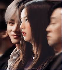 L Is For The Way You Look At Me Meme V And Jisoo On Instagram L Is For The Way You Look At Me In 2020 Kpop Couples Blackpink And Bts Love Memes Funny