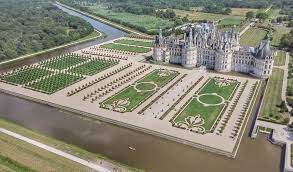 chateau de chambord vu du ciel chateau de chambord loir et cher chateau