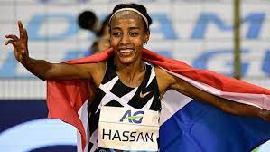 Sifan hasan is an ethiopian, dutch middle and long distance runner. Sifan Hassan Breaks Women S 10 000 Metre World Record Cbc Sports