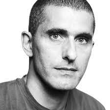 En vídeo, perfil del marido de isabel ii.getty / vídeo: Felipe Oliveira Baptista Art Director Kenzo Com