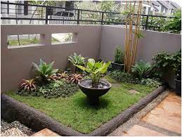 Taman juga sanggup dilengkapi dengan kursi dan meja outdoor, pot bunga atau taman. Grantnsaipan Taman Mini Di Rumah Teres