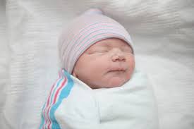 Midwife reveals why it's okay for you to poo during labour!