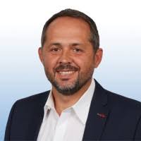 100+ "Robert Binder" profiles