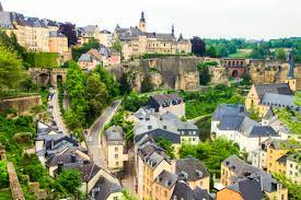 The multicultural country is home to. Spaziergang Durch Die Altstadt Von Luxemburg Stadt Luxemburg Franks Travelbox