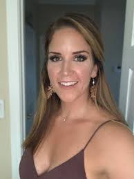 Jana Mcgill's Instagram, Twitter & Facebook