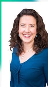 Sarah Dunham's Instagram, Twitter & Facebook