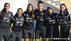 Apr 10, 2021 · la selección chilena que se medirá ante camerún tiene entre sus principales figuras a la portera del psg christiane endler, además de la jefa carla guerrero proveniente de la universidad de chile, que viene de hacer un campañón con la u en la copa libertadores 2020, francisca lara del le havre de francia y la reciente incorporación del. Seleccion Femenina De Venezuela Mantiene Un Futuro Prometedor Las Noticias De Hoy