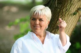 Jun 26, 2021 · regardez replay joséphine, ange gardien du 26/06/2021 : Josephine Ange Gardien Et Camping Paradis Reunis Le Temps D Un Episode