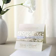 Partecipazioni di matrimonio eleganti con pizzo e fiori. Partecipazione Matrimonio Classico F975o Partecipazioni Matrimonio