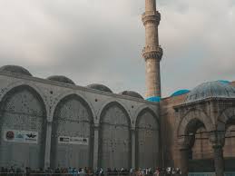 يقول النابلسي أن تؤيل من رأى نفسه يقول لا إله إلَّا الله في المنام أنَّه يدل على ختام حياة الإنسان التي تكون على قول التوحيد، وكذلك إنَّ هذه الرؤيا تُشير إلى زوال الهم. ØªÙØ³ÙŠØ± Ø±Ø¤ÙŠØ© Ø§Ù‚Ø§Ù…Ø© Ø§Ù„Ø§Ø°Ø§Ù† ÙÙŠ Ø§Ù„Ø­Ù„Ù… Ù…ÙˆÙ‚Ø¹ Ø±Ø¤ÙŠØ©