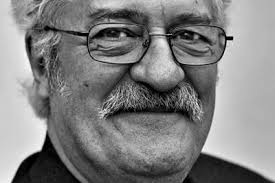 Ray Thomas, founding member of Moody Blues, dies at 76